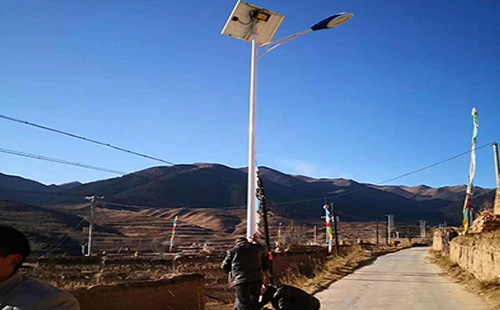 昌都智慧路灯安装必备设计要素：打造高效智能的城市照明系统